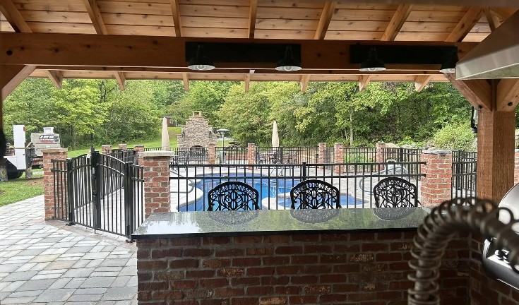 JBR Fences Aluminum Fence